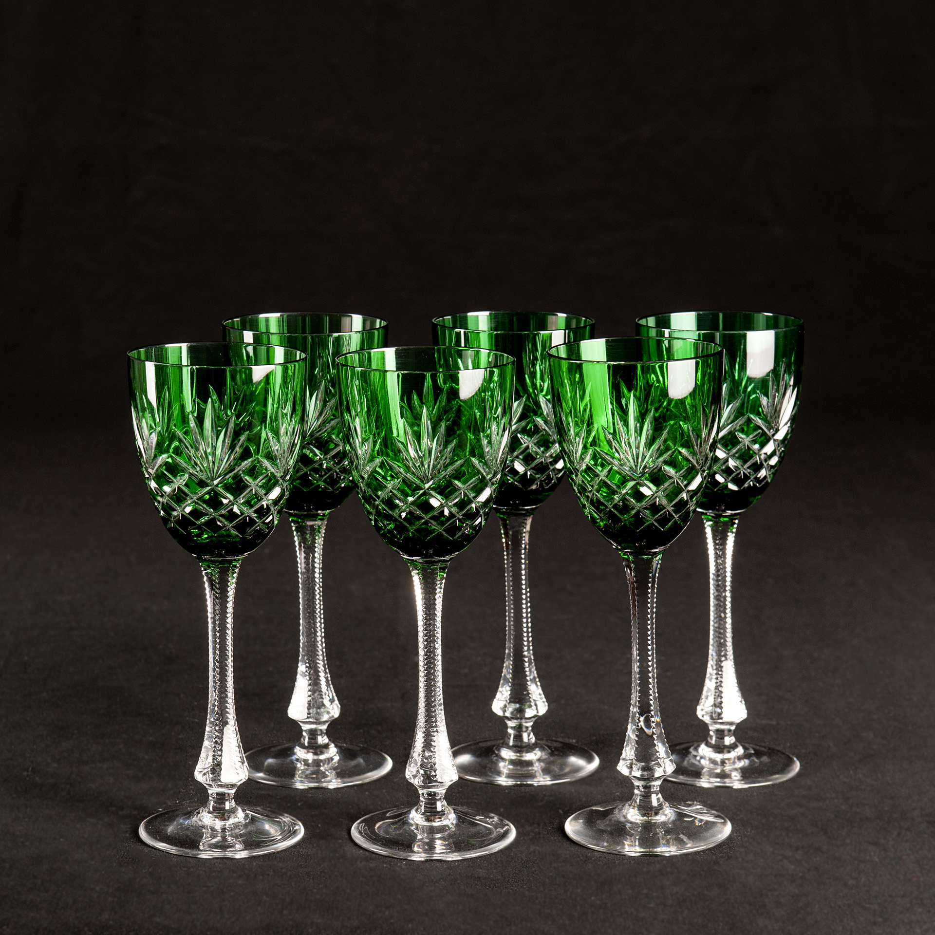 bicchiere verde da vino vetro molato colorato